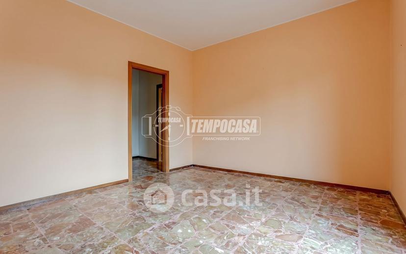 Quadrilocale in Via Gerolamo Dolci 3 — foto 4 di 37