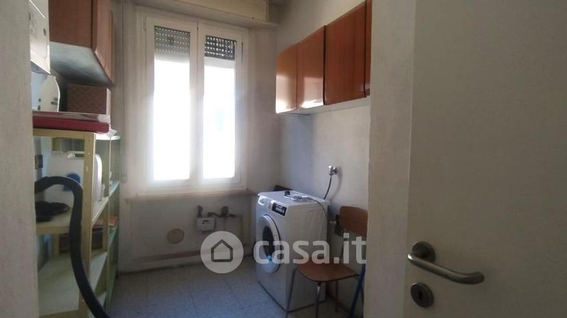 Stanza in Via Luigi Musini — foto 12 di 14
