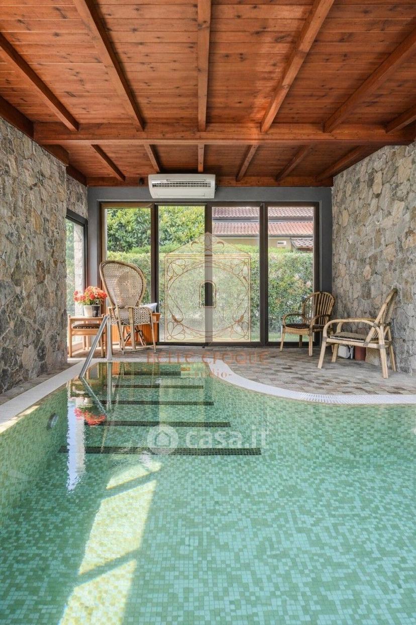 Villa in Via Lorenzo dei Medici 60 — foto 13 di 33