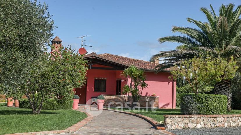 Villa in Via Pisa 23 — foto 16 di 32