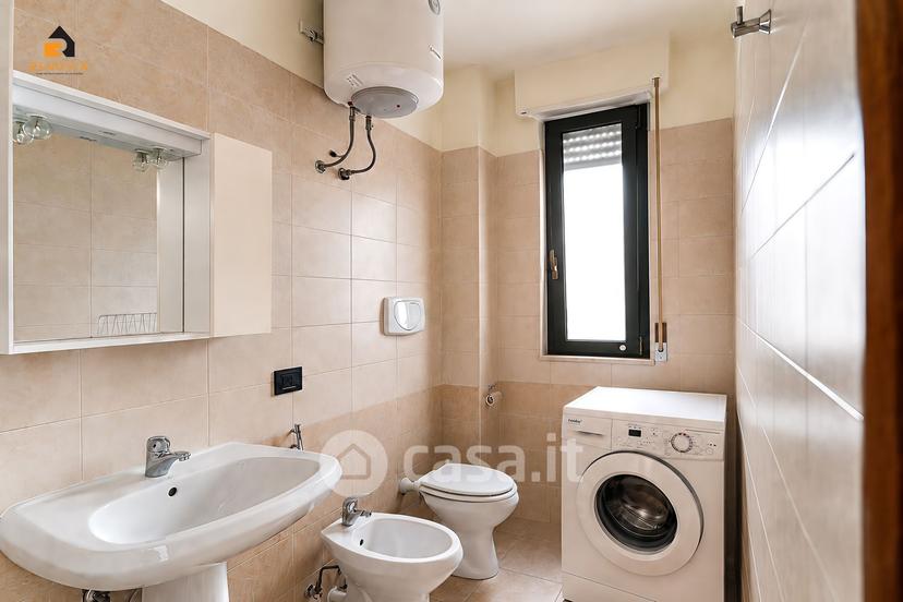 Trilocale in Via Mar Tirreno 186 — foto 25 di 29
