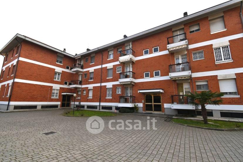 Trilocale in Via Silvio Pellico 4 — foto 18 di 29