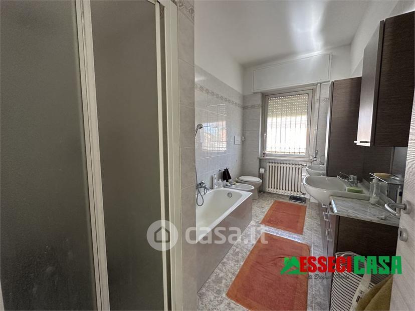 Villa in Via Tenente Giovanni Adami — foto 17 di 46