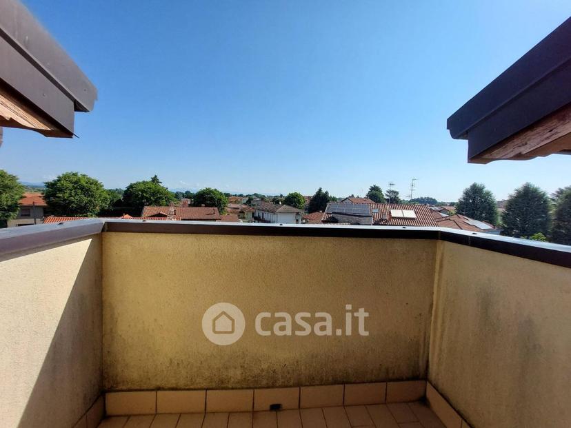 Trilocale in Via Arno 25 — foto 9 di 27
