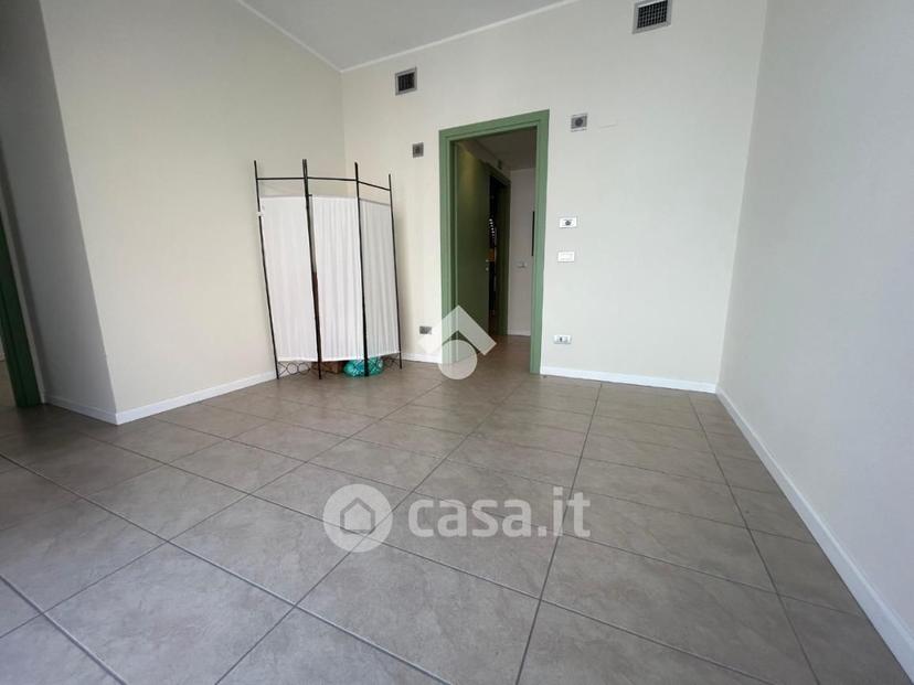 Quadrilocale in Via E. d'Arborea 116 — foto 8 di 32