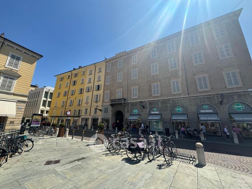 Trilocale in Piazza Giuseppe Garibaldi 1 — foto 25 di 26