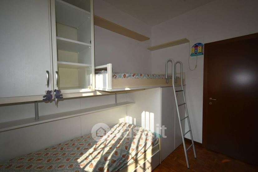 Trilocale in Via Silvio Pellico 4 — foto 9 di 29