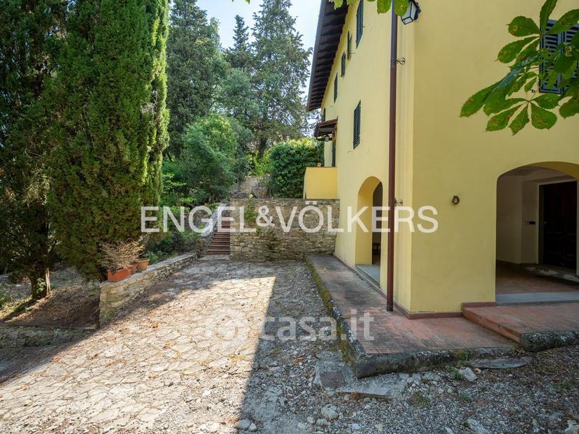 Villa in Via di Terzano — foto 9 di 32