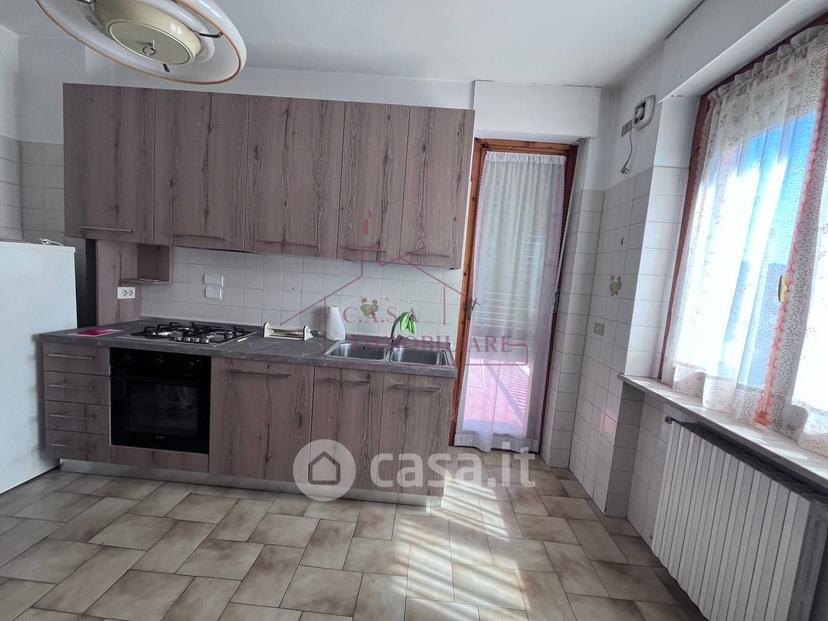 Quadrilocale in Via Eugenio Montale — foto 10 di 22