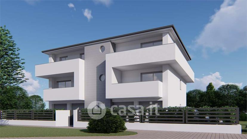 Trilocale in Via Lago Calamone — foto 7 di 17