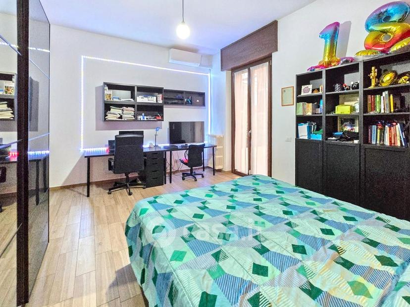 Villa in Viale Ugo Foscolo 46 — foto 61 di 70