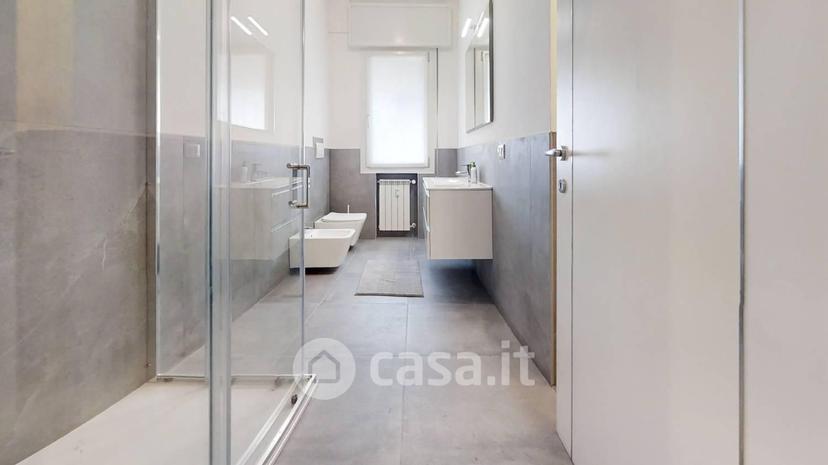 Stanza in Via Pietro Bembo 40 — foto 4 di 12