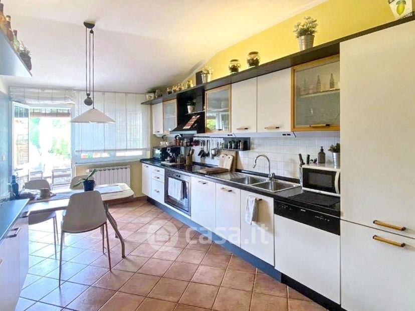 Appartamento in Via G. Matteotti — foto 25 di 28