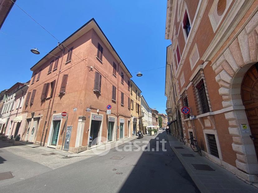 Stanza in Via Gaetano Previati 6 — foto 27 di 34