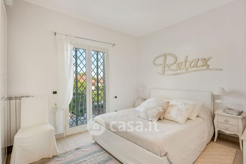 Villa in Via Piave — foto 5 di 18