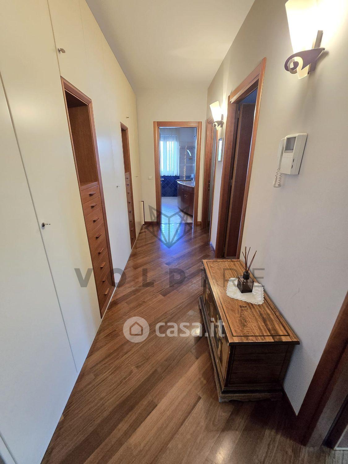 Quadrilocale in Via San Michele Arcangelo 10