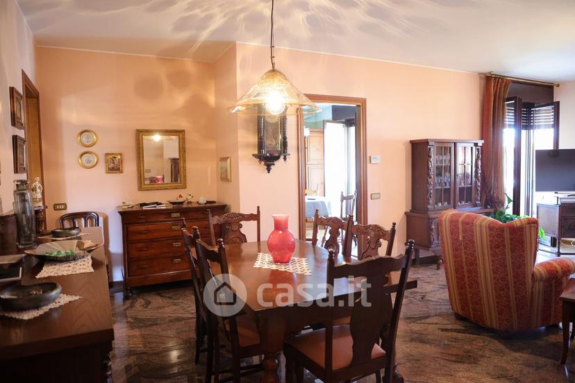 Appartamento in Via Giuseppe Parini 3 — foto 9 di 41