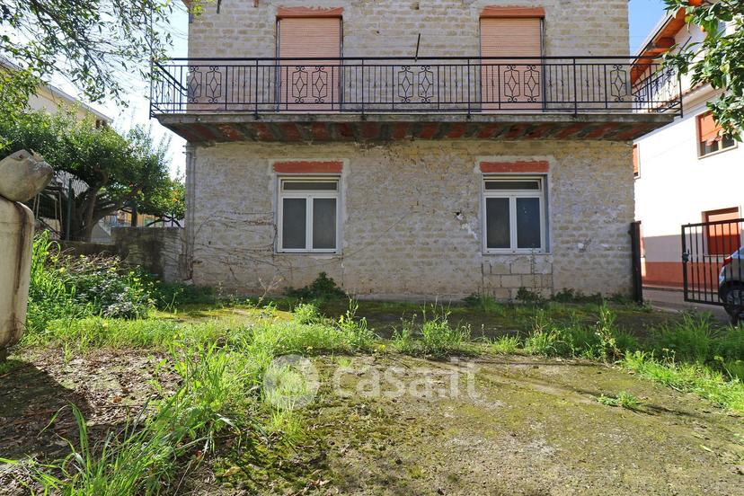 Quadrilocale in Via Radice 10 — foto 31 di 40