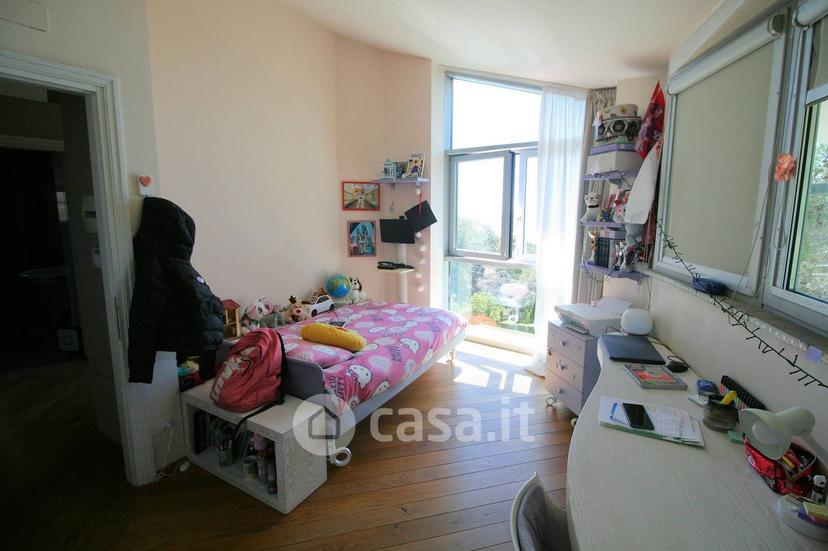Villa in Via Kaiser Parodi — foto 28 di 32