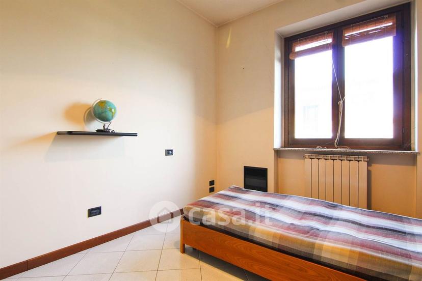 Villa in Via Enrico Fermi 9 — foto 2 di 45