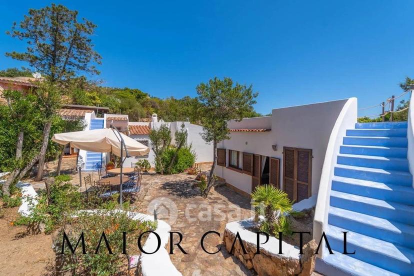 Villa in Via Alicante — foto 3 di 63