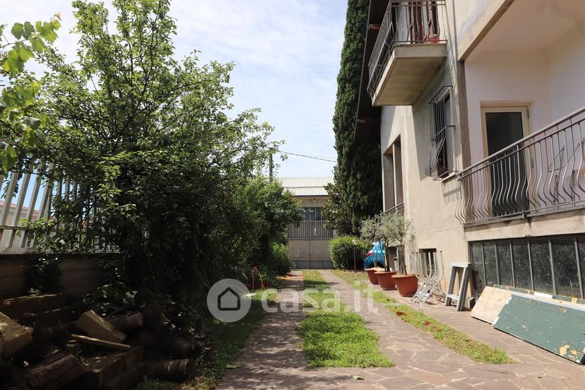 Villa in Via Aspesi Gaetano 160 — foto 12 di 29