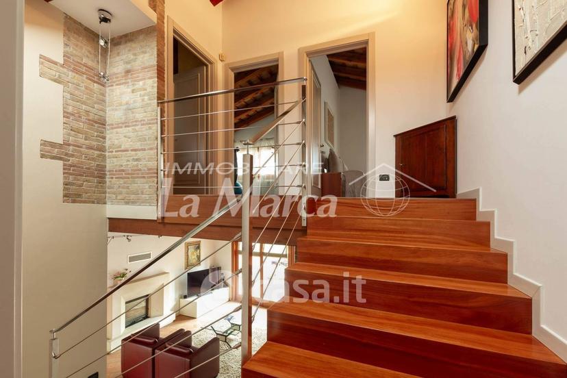 Villa in Via Osoppo 13 — foto 16 di 33