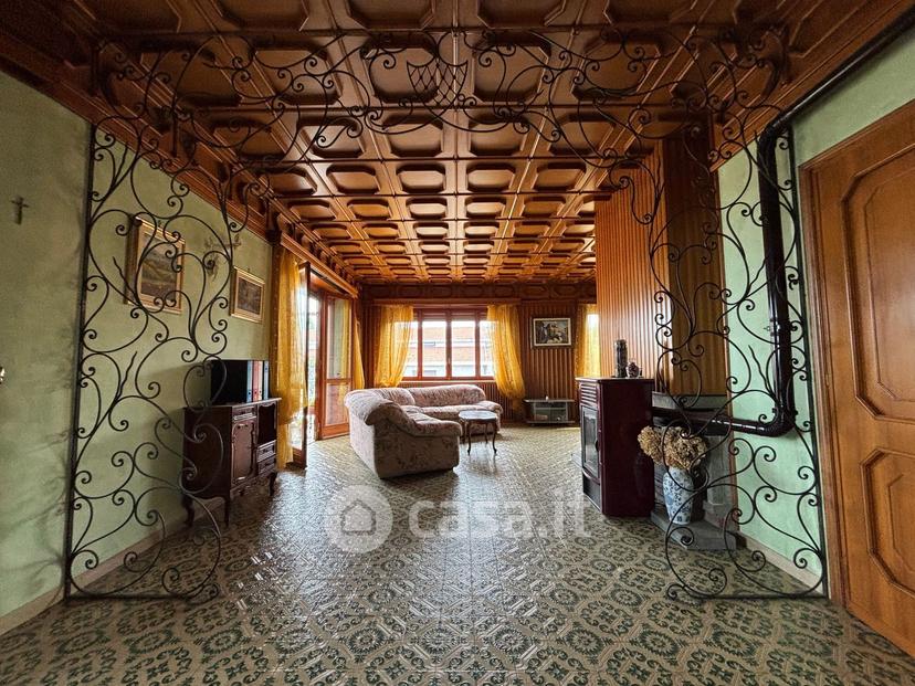 Villa in Via Vittorio Veneto 20 — foto 28 di 78