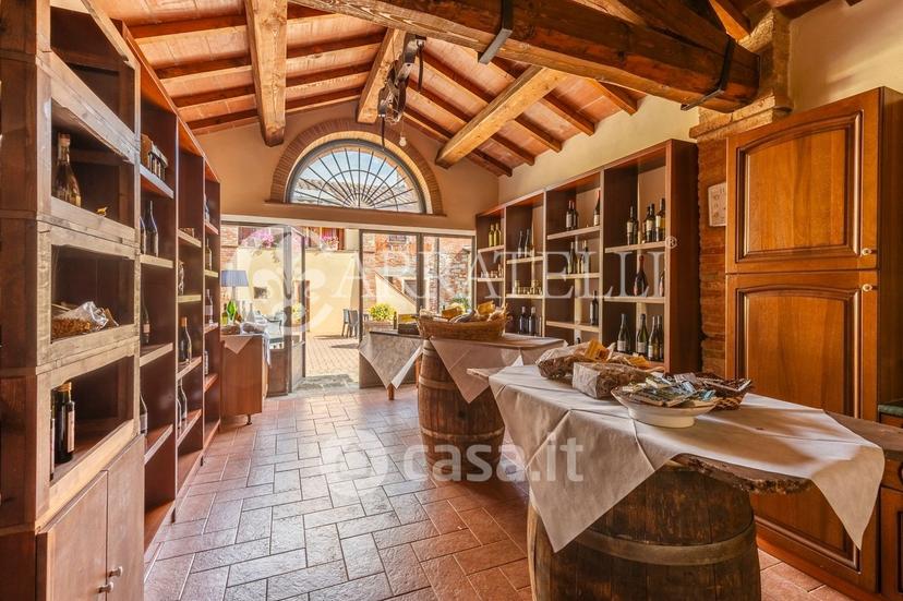 Villa in Via Belvedere 4 — foto 21 di 43