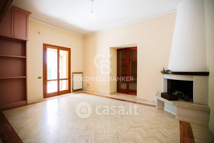Villa in Via IV Novembre 22 — foto 34 di 81