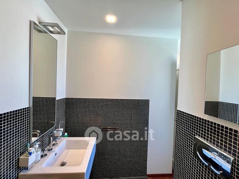 Appartamento in Via Roccasterone 8 — foto 19 di 36