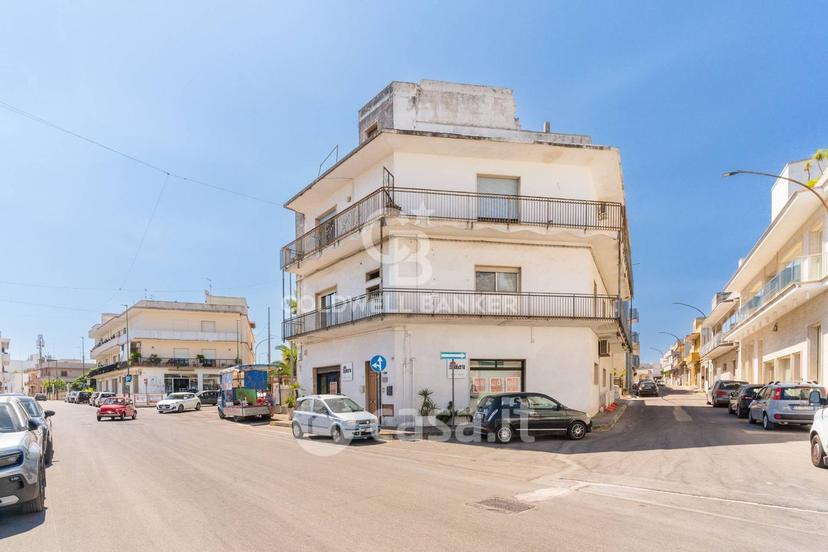 Appartamento in Via Savoia 92 — foto 28 di 29