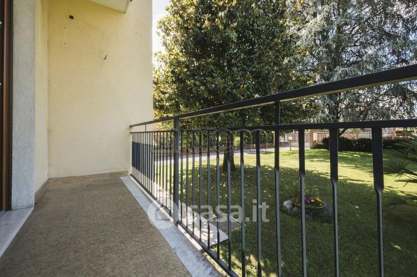 Trilocale in Via Pace 7 — foto 2 di 33