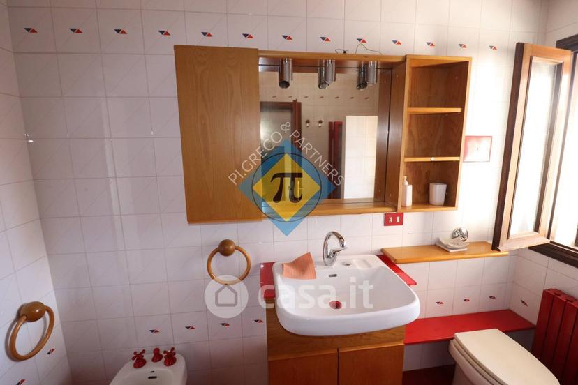 Appartamento in Via Montello 5 — foto 33 di 89