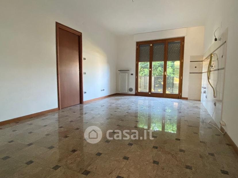 Trilocale in Via San Defendente — foto 14 di 17