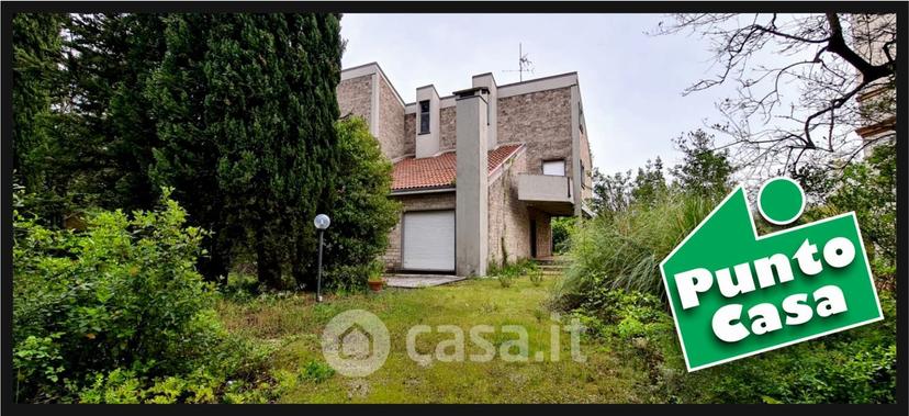 Villa in Via Europa 128 — foto 15 di 26