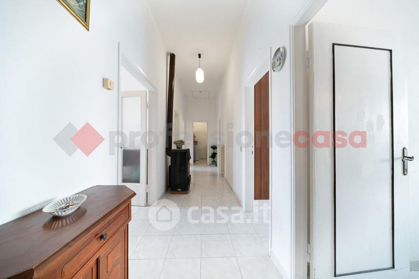 Appartamento in Via Vittorio Veneto 36 — foto 8 di 42