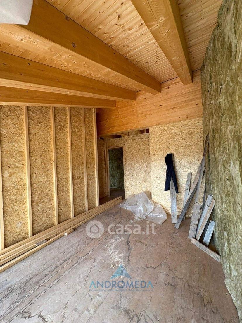 Trilocale in Via Aremogna — foto 8 di 14
