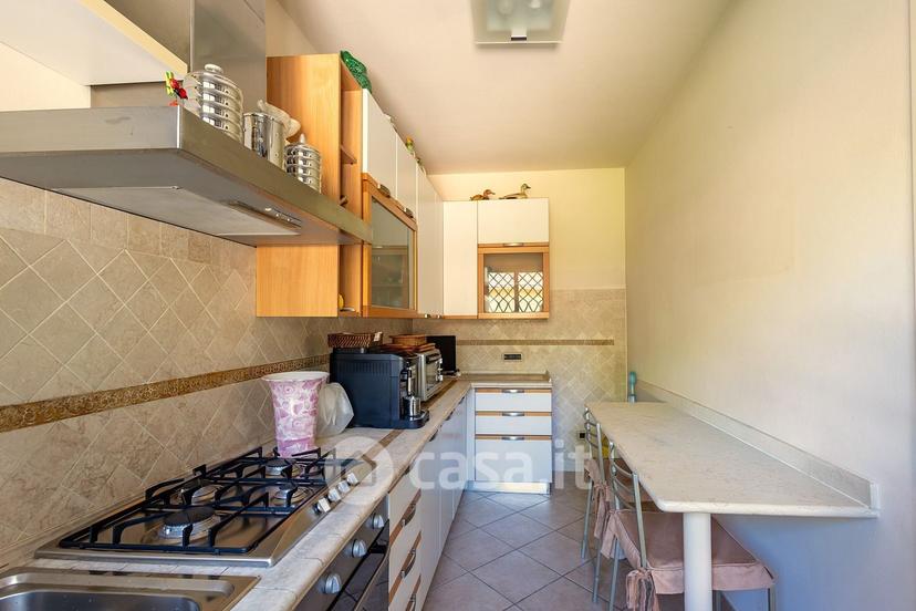 Villa in Via XX Settembre — foto 16 di 28