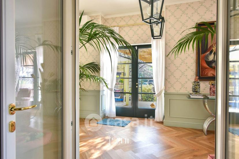 Villa in Via XX Settembre — foto 31 di 50
