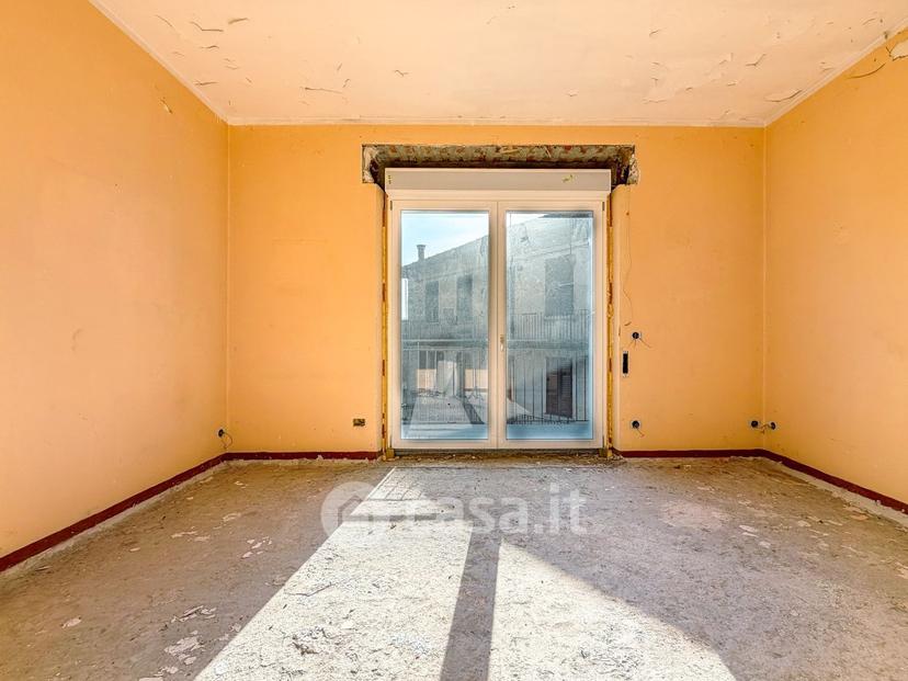Trilocale in Via Fucine 4 — foto 28 di 36