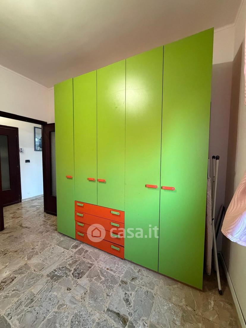 Trilocale in Via Achille Grandi 13 — foto 14 di 31