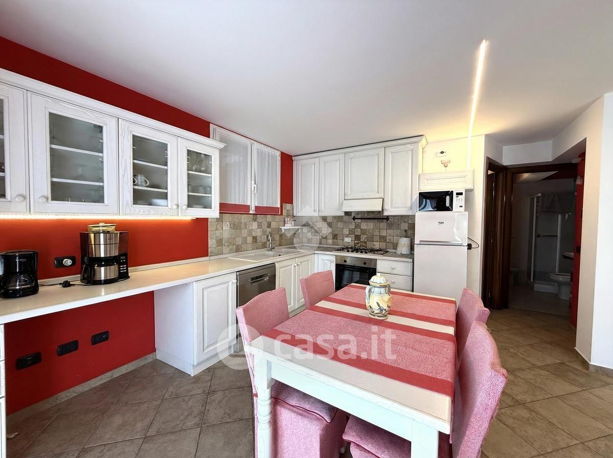Villa in Strada Civezza 49