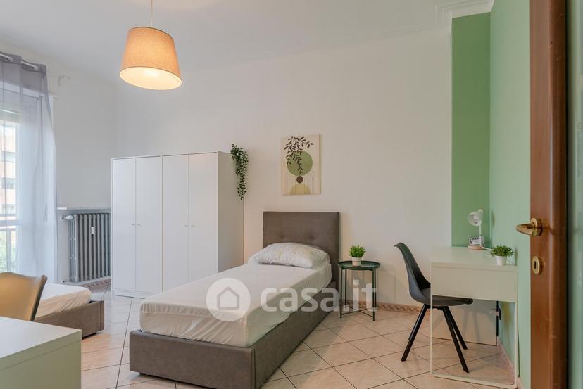 Stanza in Corso Peschiera 335 — foto 24 di 49