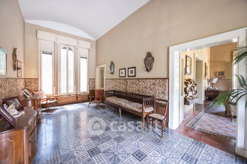 Villa in Via Castelnuovo Rangone — foto 30 di 101