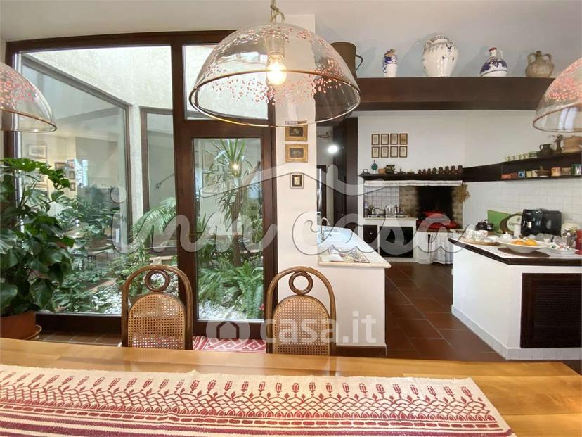 Villa in Via Giuseppe Soleri Brancaleoni 5 — foto 14 di 35