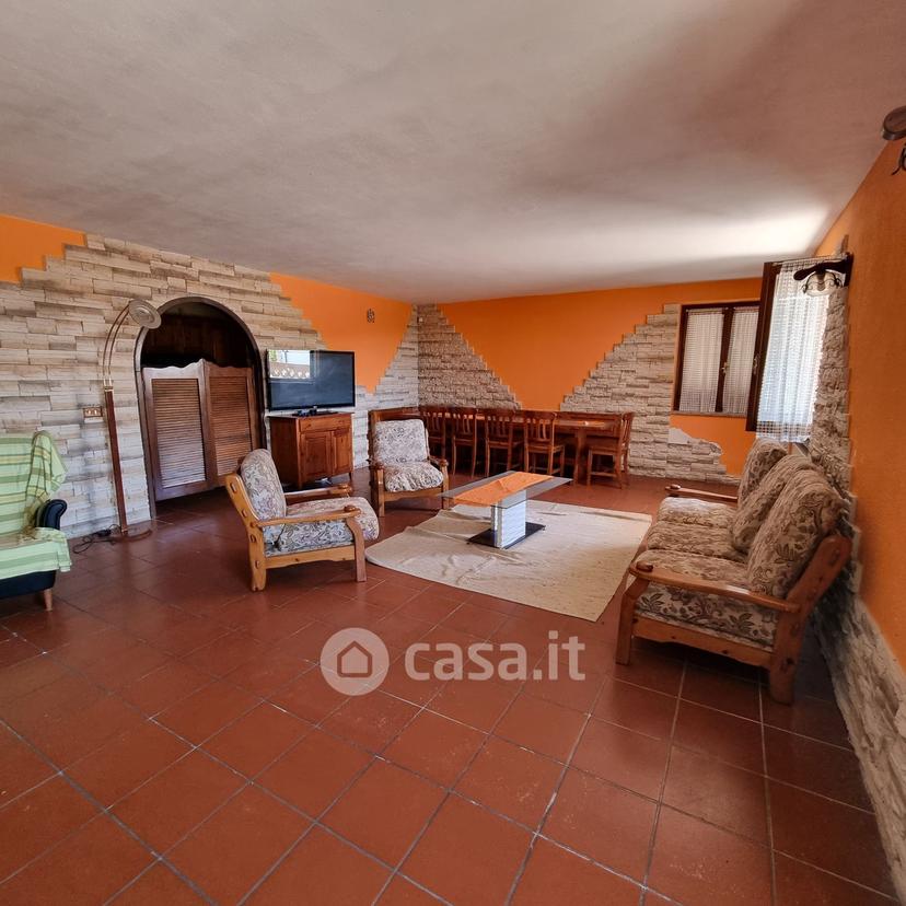 Villa in Via Alessandro Manzoni 32 — foto 8 di 63