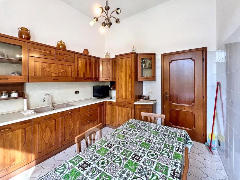 Quadrilocale in Via Raffaello Sanzio 1 — foto 11 di 36