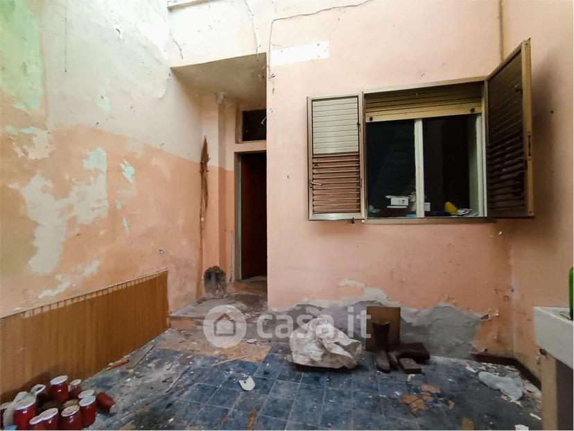 Villa in Via Paolo VI Papa — foto 26 di 33