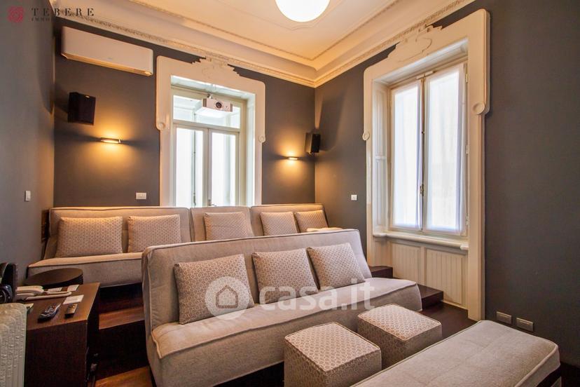 Villa in Corso XX Settembre 50 — foto 12 di 47